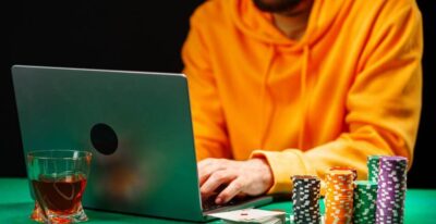 オンラインポーカー、世界中のプレイヤーとの対戦がより身近に!